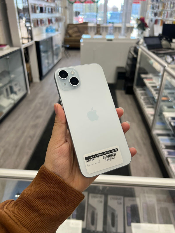 iPhone 15 Plus